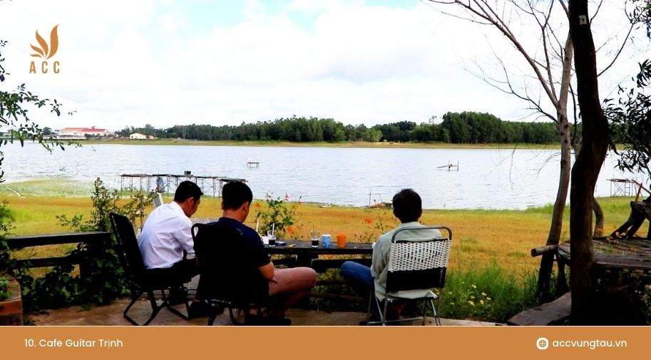 10. Cafe Guitar Trịnh